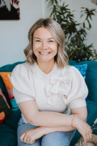 Headshot of lady smiling to the camera